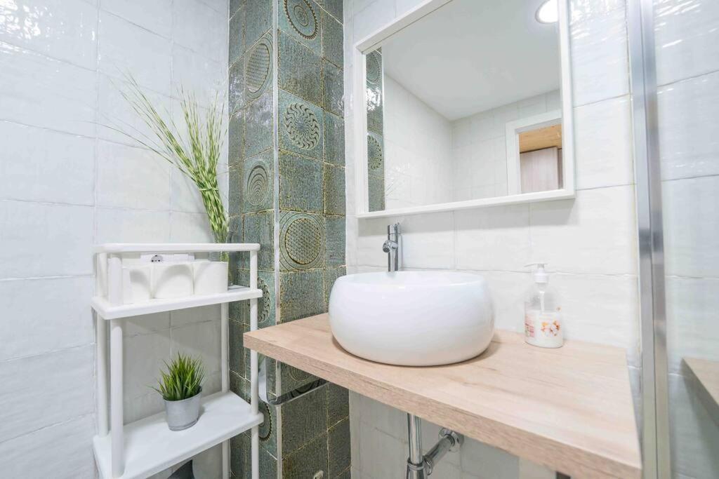Apartamento En La Mejor Zona De Triana, Junto Al Puente Sewilla Zewnętrze zdjęcie